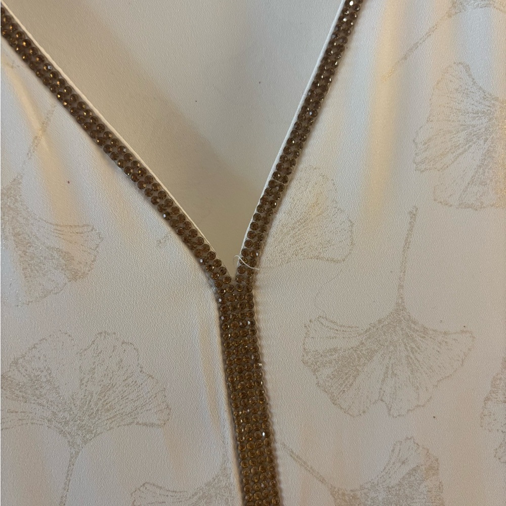 Liz Claiborne Cream Leaf pattern Rhinestone accent Women's Top sz M - Picture 4 of 6